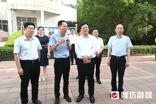 记者：大马丁肌肉撕裂，阿根廷队医相信球员会很快康复